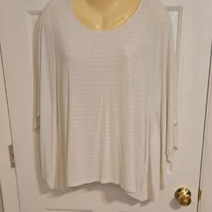 Chico's Cream Flowing Tunic Top